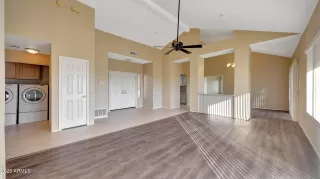 Photo #6: 6951669 Listing