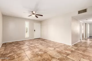 Photo #4: 6951689 Listing 