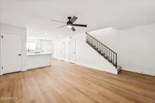 Photo #6: 6951868 Listing 