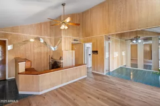 Photo #2: 6951918 Listing