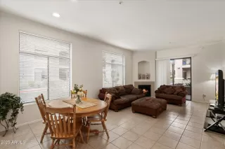 Photo #6: 6952142 Listing 