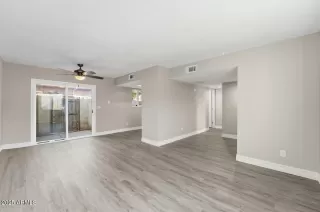 Photo #6: 6952164 Listing