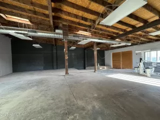 Photo #4: 6952455 Listing