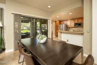 Photo #4: 6952476 Listing