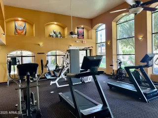 Photo #6: 6952583 Listing 