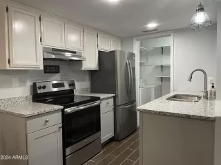 Photo #2: 6952652 Listing 