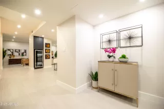 Photo #2: 6952673 Listing