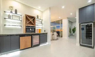 Photo #4: 6952673 Listing