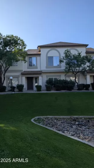 Photo #2: 6952720 Listing