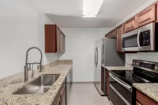 Photo #6: 6952720 Listing