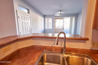 Photo #4: 6952738 Listing 