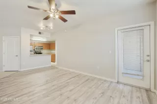 Photo #5: 6952807 Listing 