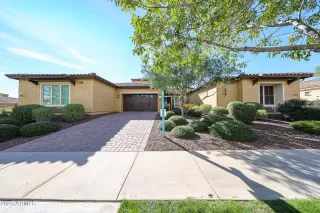 Photo #1: 6952842 Listing