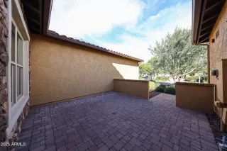 Photo #4: 6952842 Listing