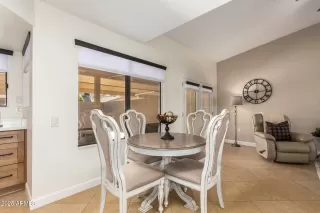 Photo #3: 6952926 Listing