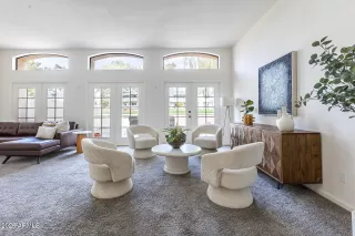 Photo #6: 6953092 Listing