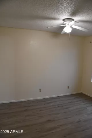 Photo #3: 6953108 Listing 