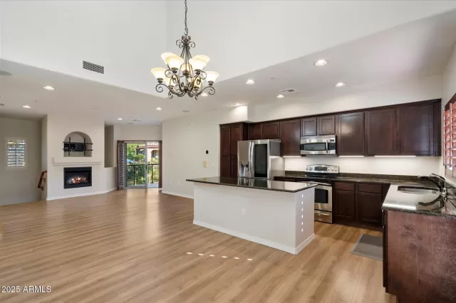 MLS: 6953155 Condo For Sale