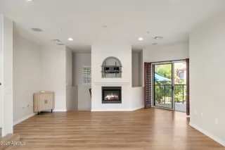 Photo #1: 6953155 Listing 