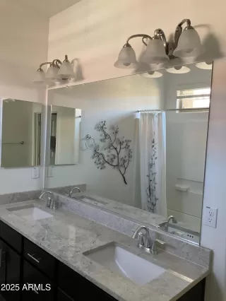 Photo #6: 6953250 Listing 