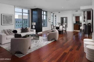 More Details about MLS # 6953314 : 2402 E ESPLANADE LANE 1001#1001