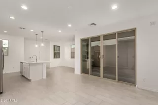 Photo #6: 6953395 Listing 