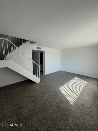 Photo #1: 6953407 Listing 