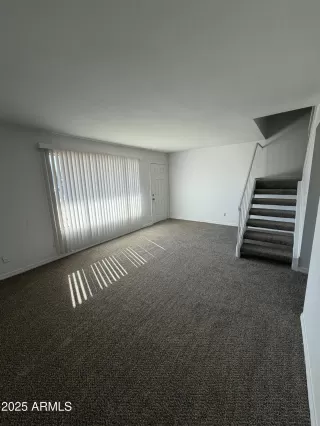 Photo #2: 6953407 Listing 