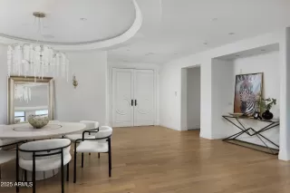 Photo #2: 6953410 Listing 