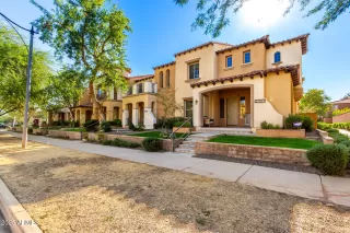 Photo #2: 6953467 Listing 