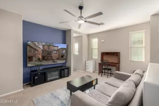 Photo #4: 6953535 Listing