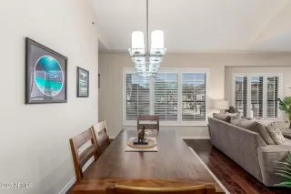 Photo #5: 6953560 Listing