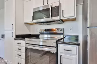 Photo #1: 6953650 Listing 