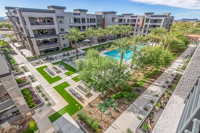 MLS: 6953663 Condo For Sale