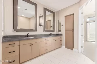 Photo #5: 6953663 Listing