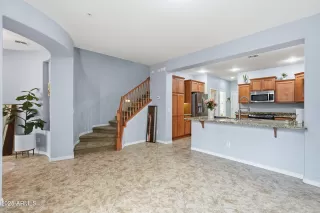 Photo #5: 6953671 Listing 