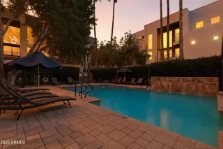 Photo #4: 6953732 Listing