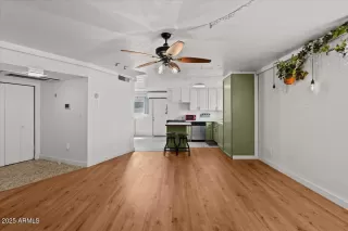 Photo #2: 6953809 Listing 