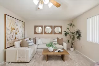 Photo #2: 6953872 Listing 