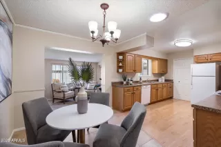 Photo #4: 6953872 Listing 