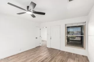 Photo #6: 6953891 Listing 