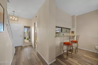 Photo #4: 6953935 Listing 