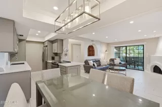 Photo #3: 6953981 Listing 