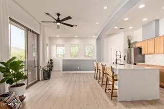 Photo #6: 6954184 Listing 