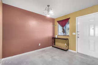 Photo #4: 6954278 Listing