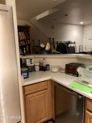 Photo #6: 6954395 Listing 