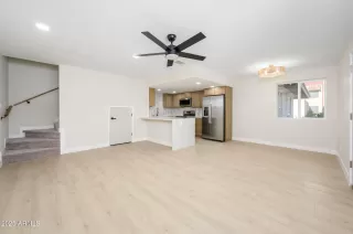 Photo #5: 6954432 Listing 