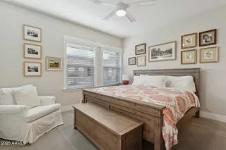 Photo #4: 6954434 Listing