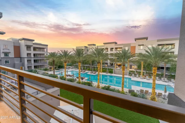 MLS: 6954690 Condo For Sale