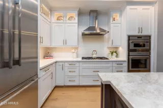 Photo #3: 6954690 Listing 